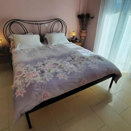 Ioannis - Room With Balcony Near Limnopula Gavrolimni Экстерьер фото